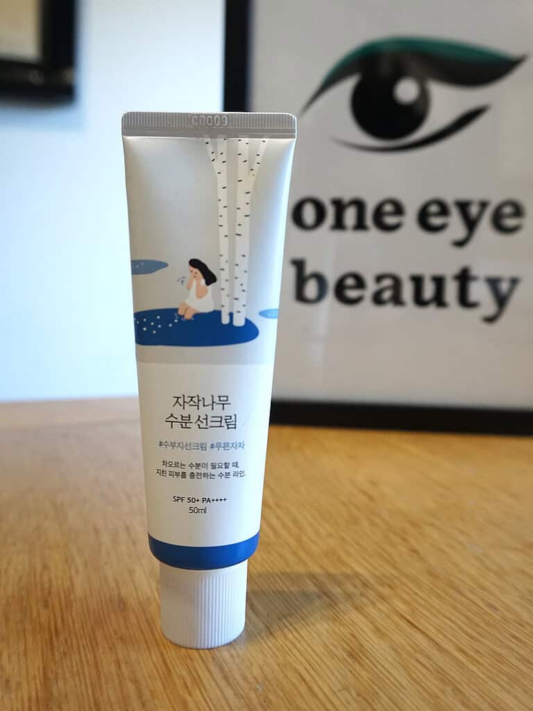 Round Lab Birch Juice Moisturizing Sunscreen_oneeyebeauty
