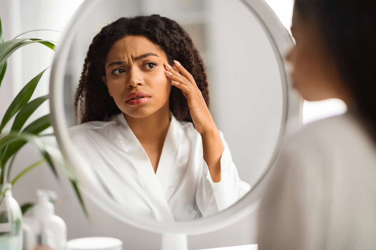 May-Blog-4-Over-40s-Skincare-Routine_1200x800